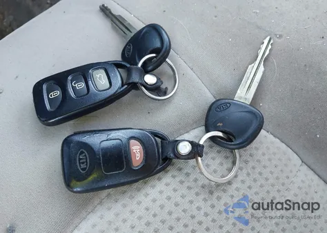 2008 Kia Spectra Ex z USA, uszkodzony, nr VIN KNAFE121085540287